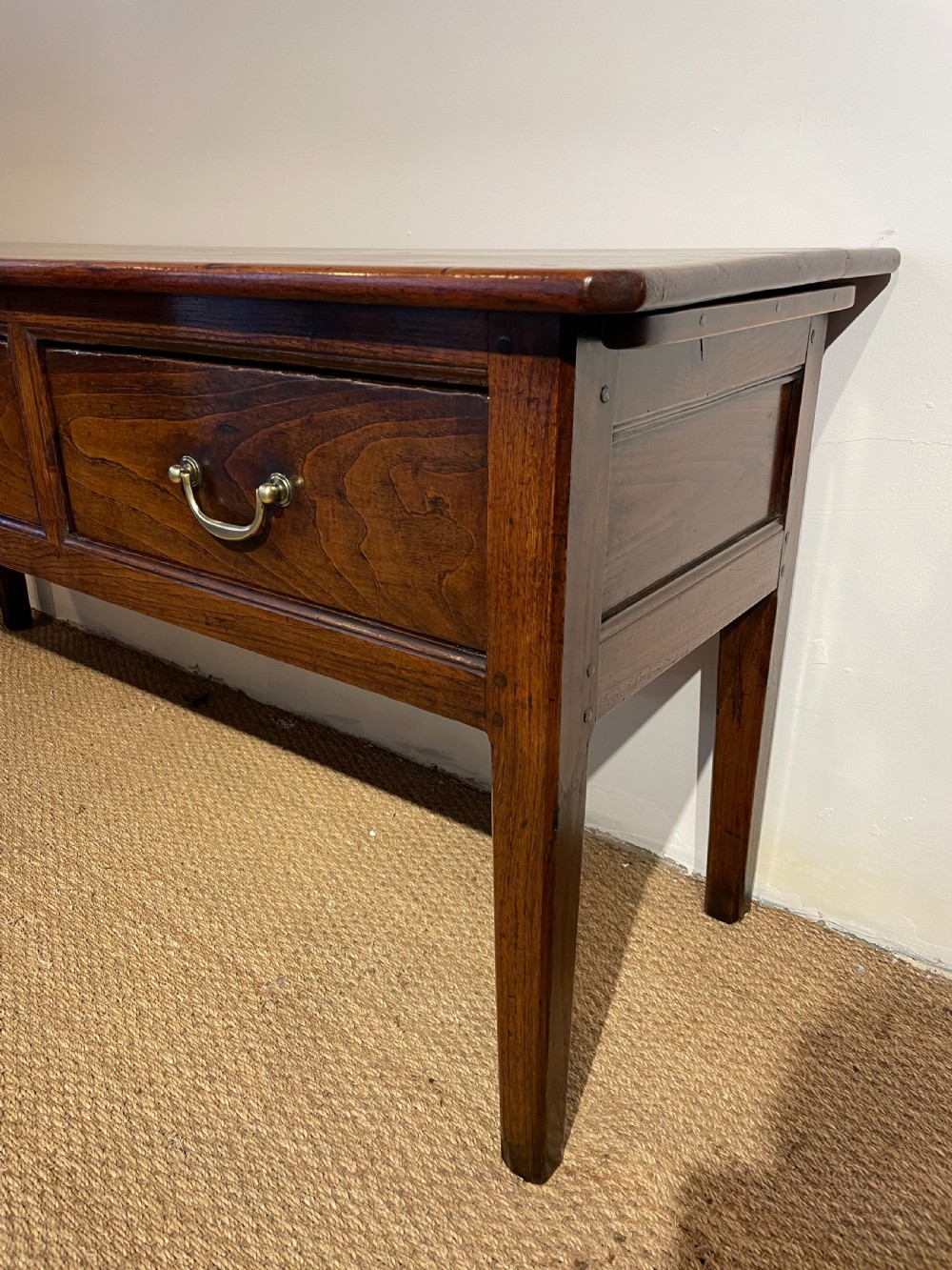 3 drawer dresser base  View II