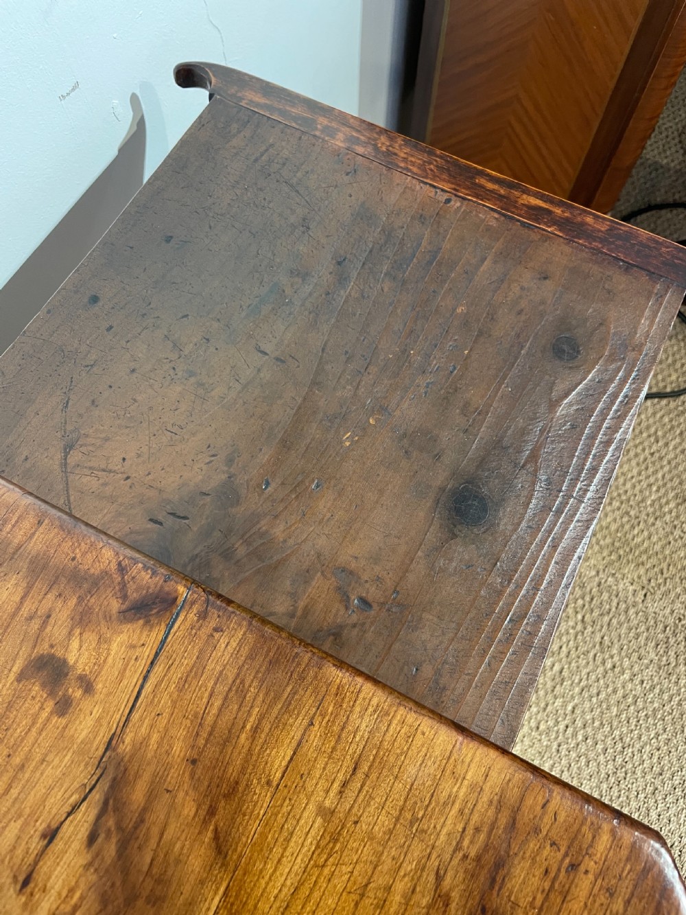 3 drawer dresser base  View IV