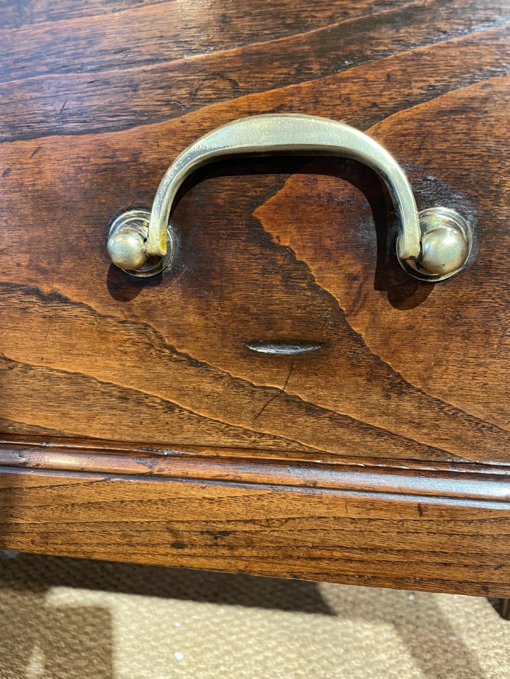 3 drawer dresser base  View VIII