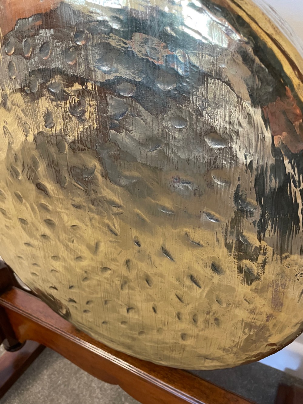 FLOOR STANDING GONG View VII