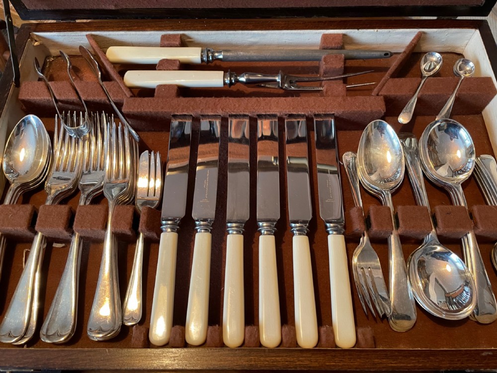 1930’s Canteen of Cutlery View V