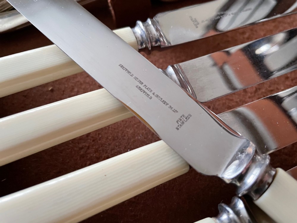 1930’s Canteen of Cutlery View VII