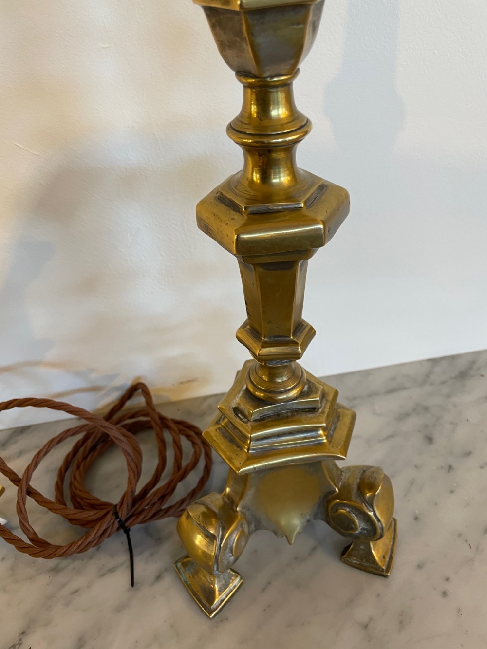 Gothic style table lamp  View III