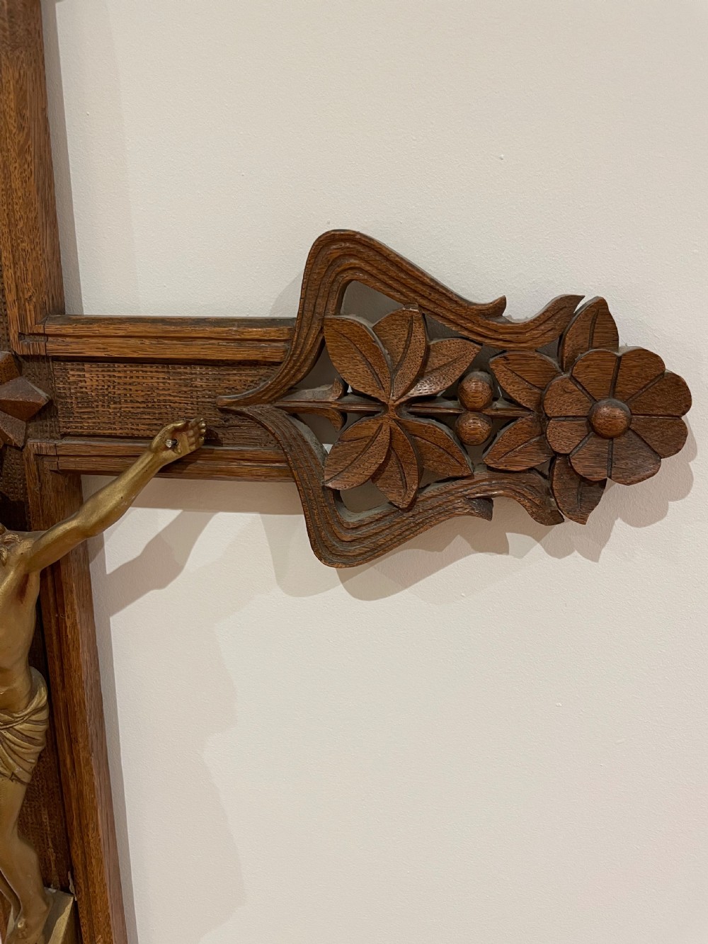 Large Art Nouveau carved oak crucifix View IV