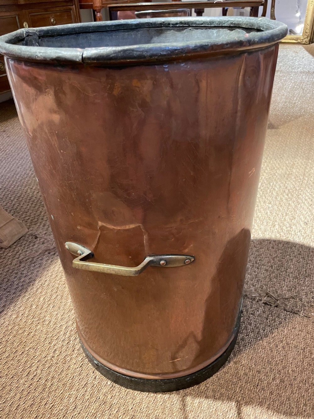 Antique copper 2 handled pot  View IV