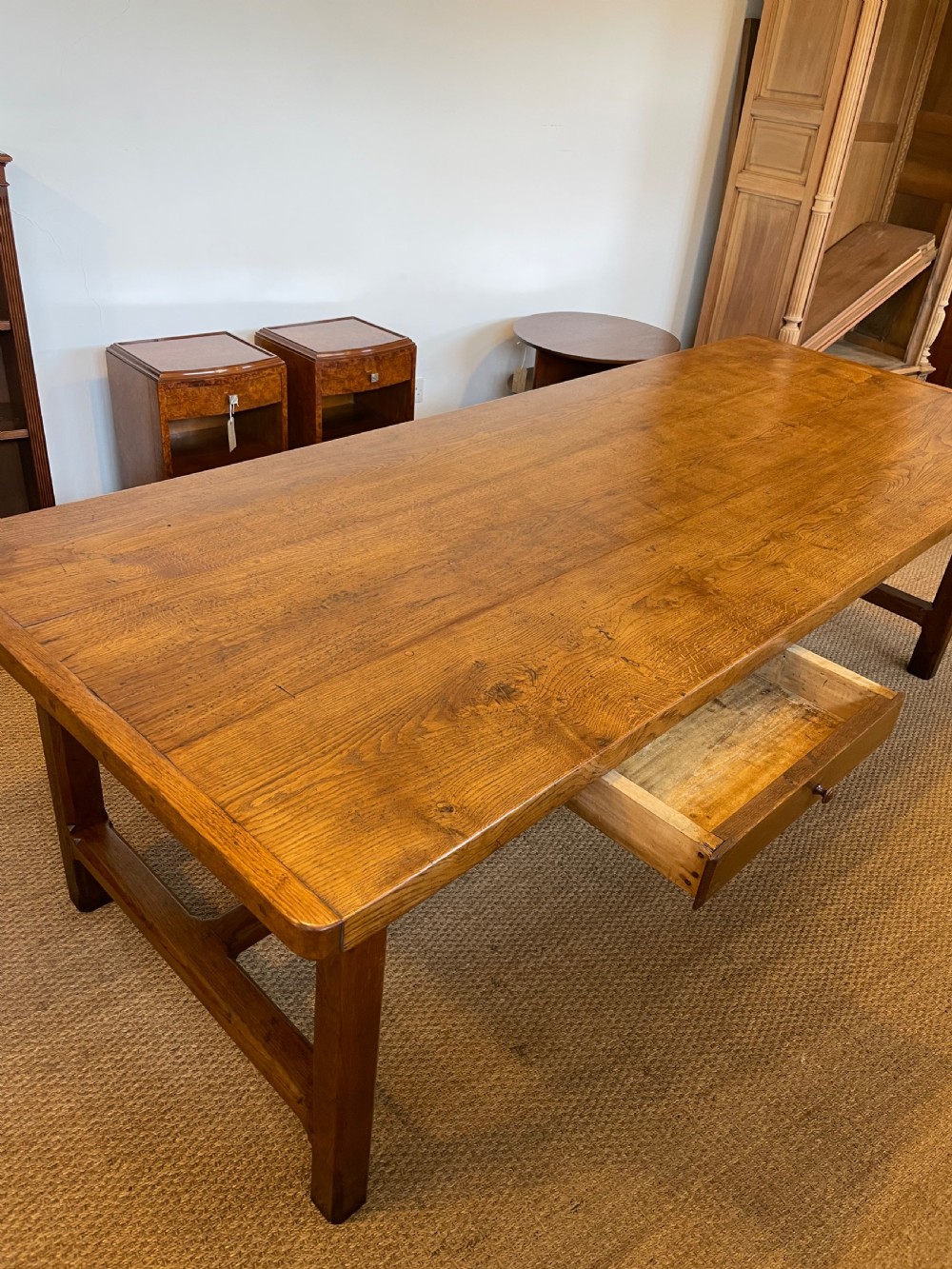 Oak farmhouse table  View IV