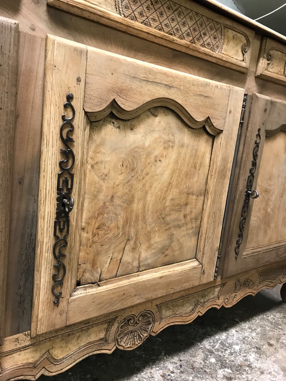 Antique scrubbed oak sideboard  View X