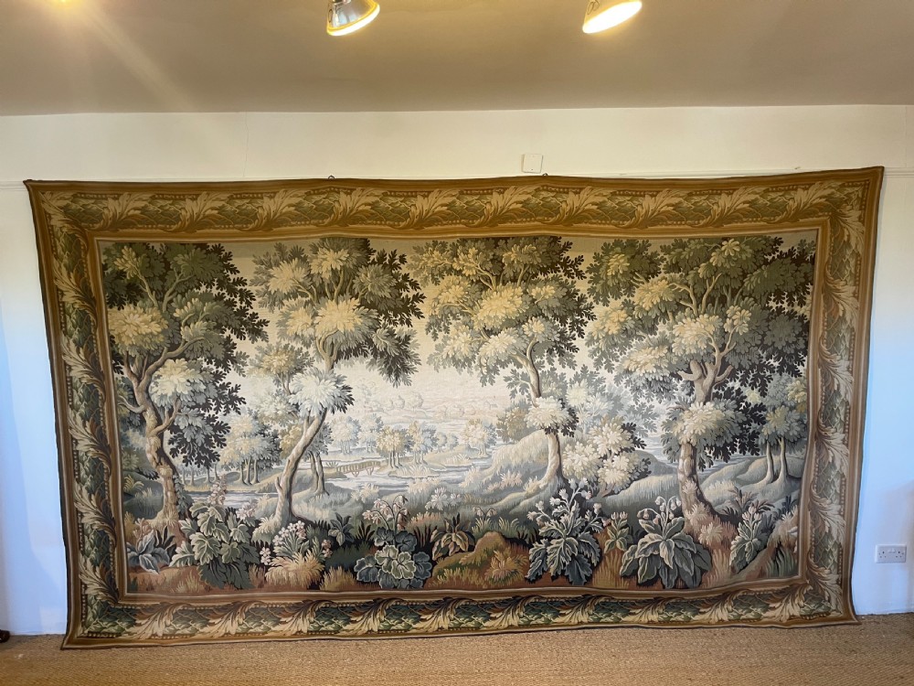 Very large tapestry 