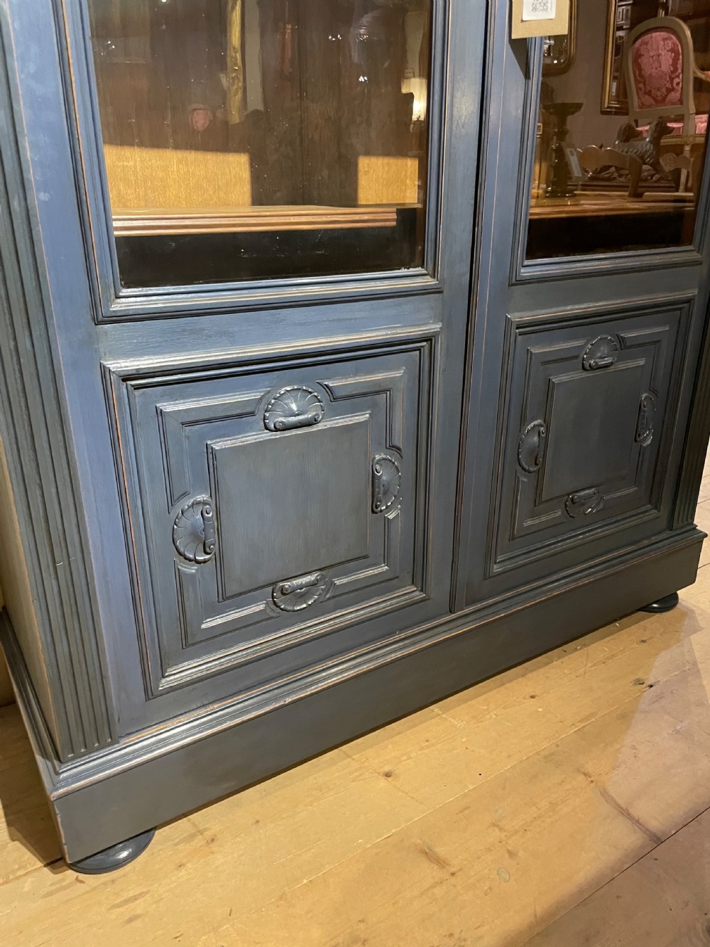 Large 2 door bookcase  View II