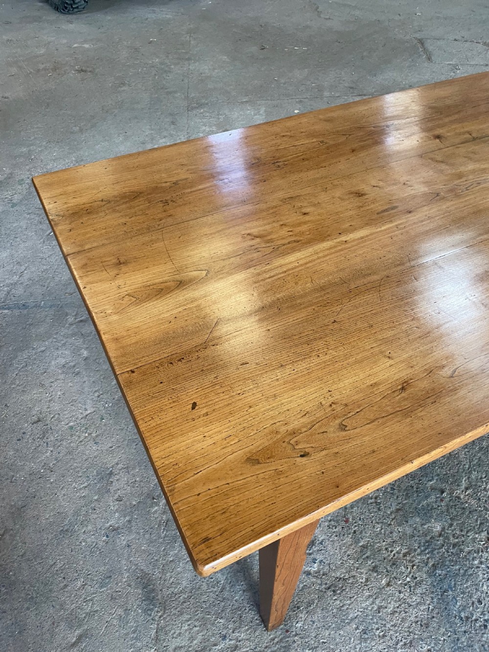 Large elm farmhouse table  View VII