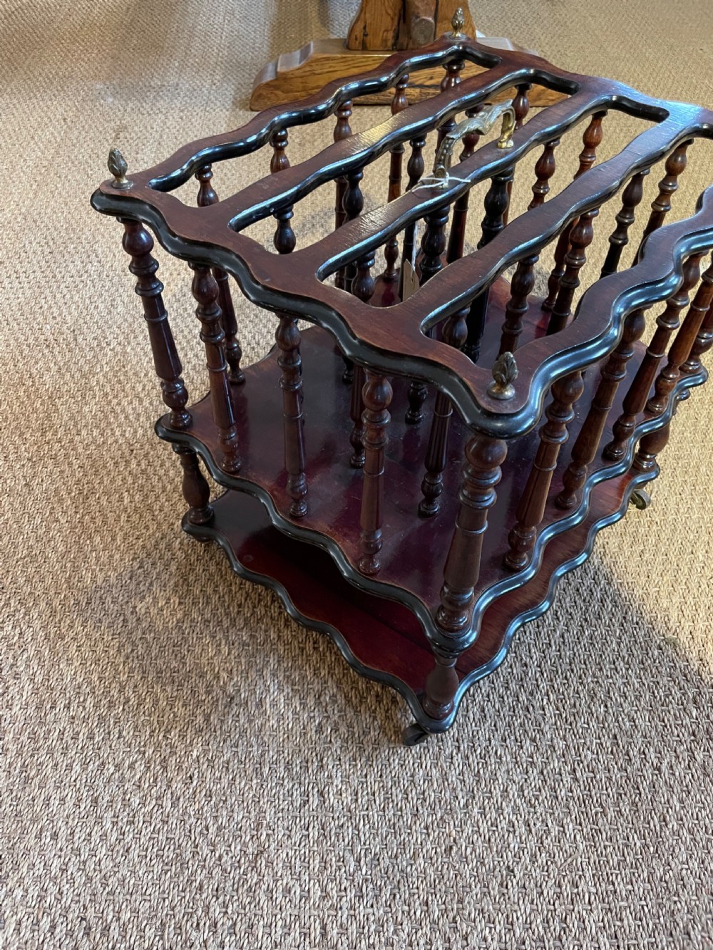 Canterbury , magazine rack View V