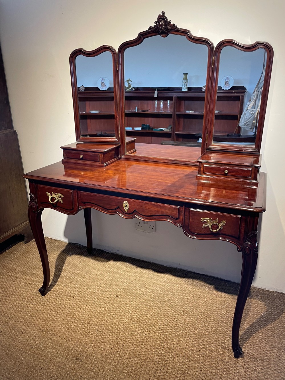 Antique mahogany dressing table 