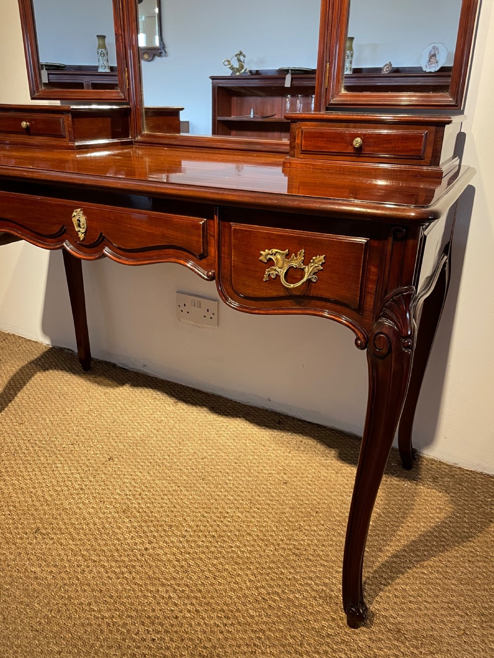 Antique mahogany dressing table  View II