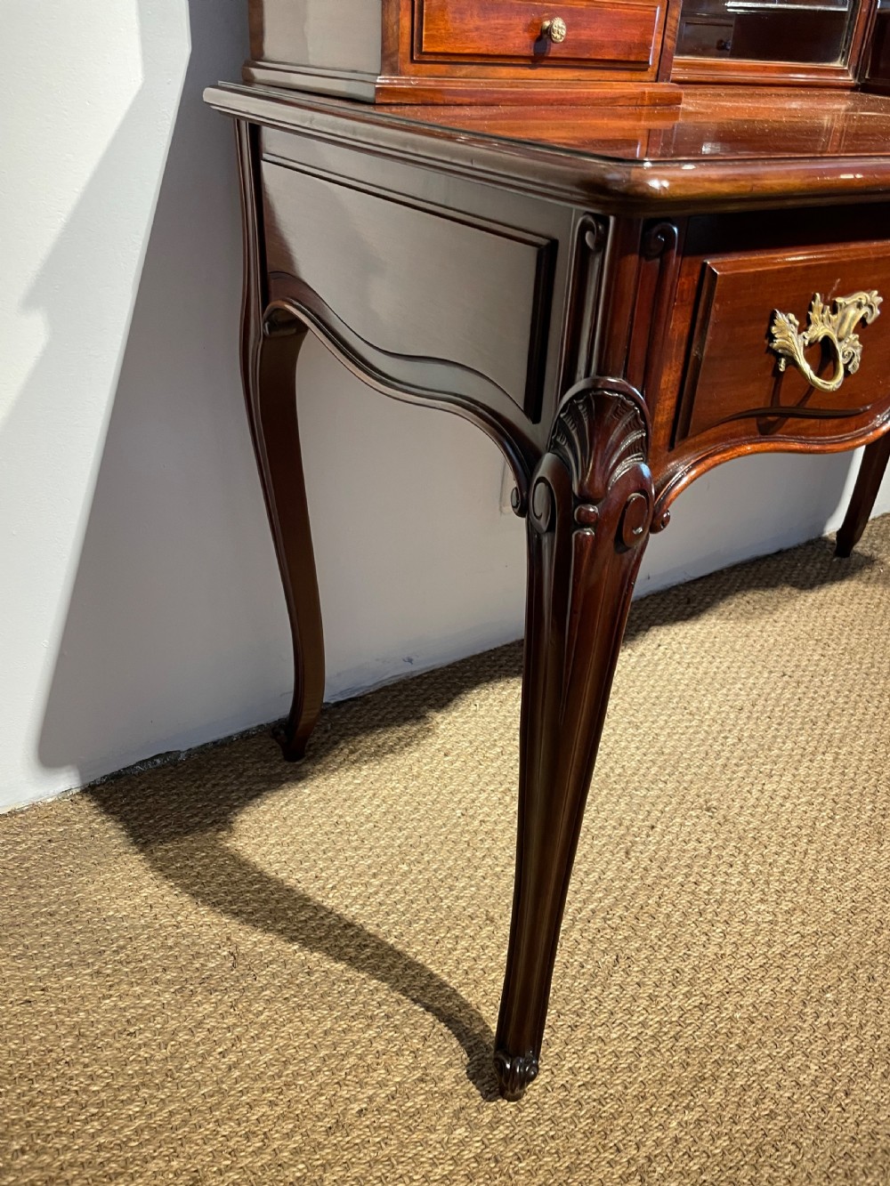 Antique mahogany dressing table  View VII