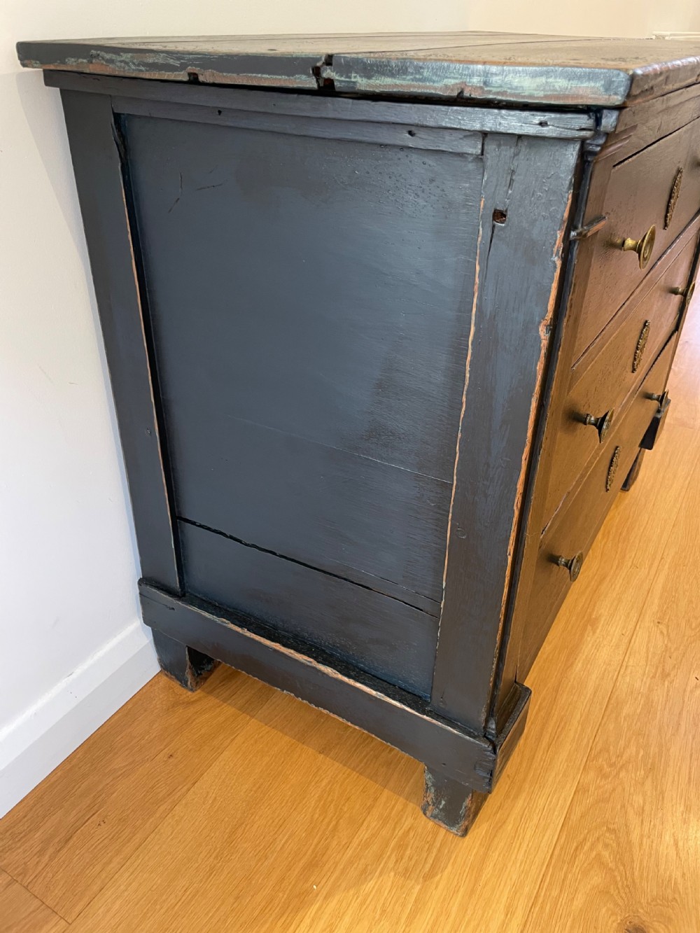 Painted 18th century commode / chest of drawers  View III