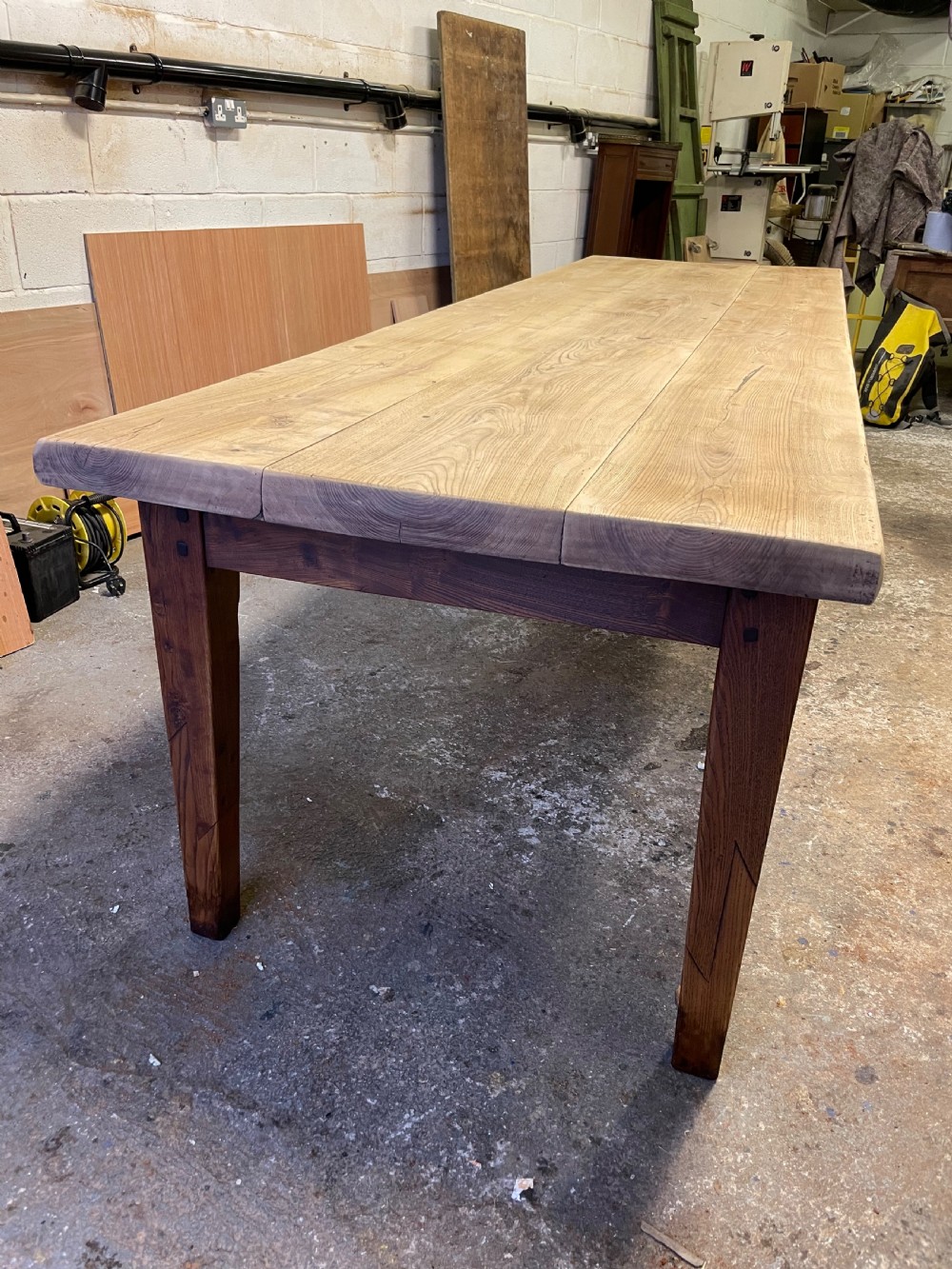 3m scrubbed topped Elm farmhouse table  View II