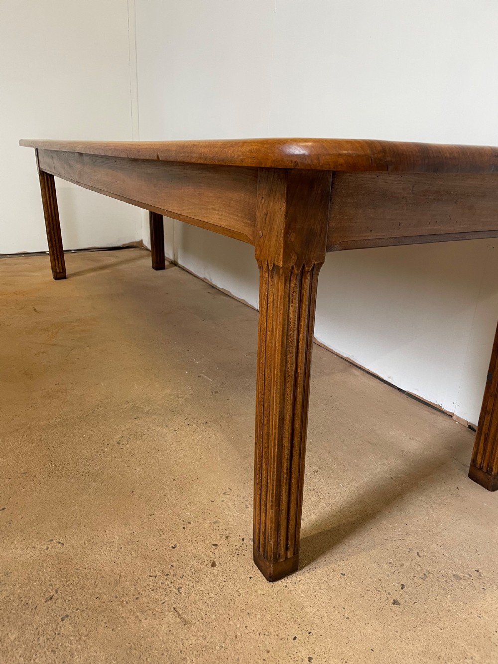 Elm farmhouse table  View X
