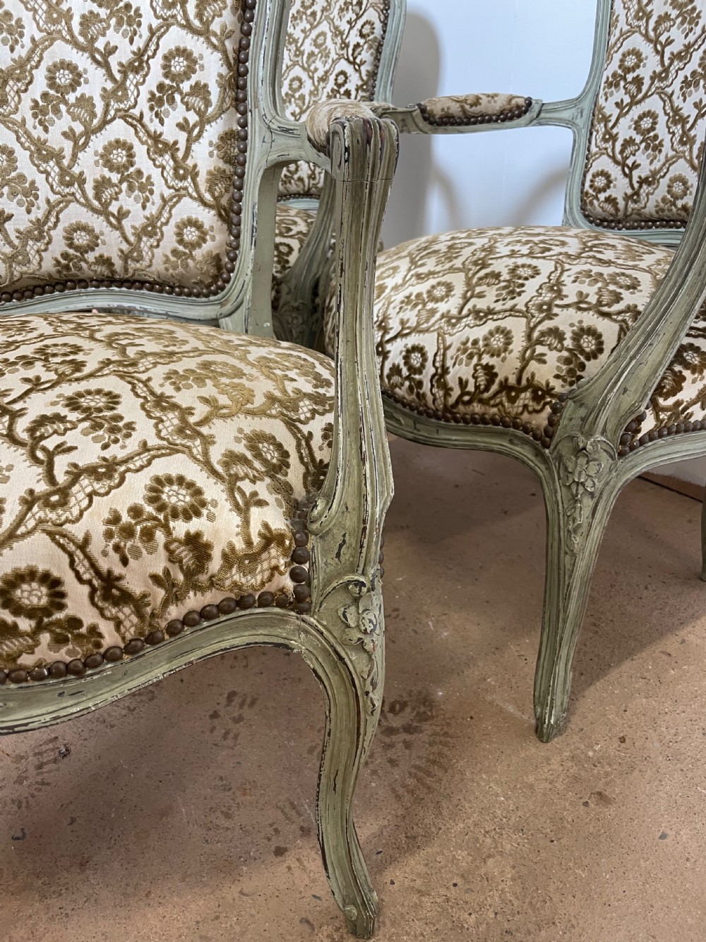 Set 4 painted Louis XVI style fauteuils / armchairs  View VI