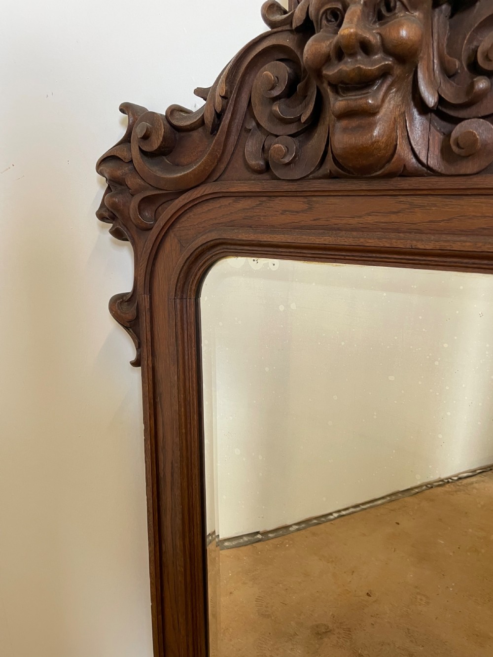 Large carved oak wall mirror  View VIII