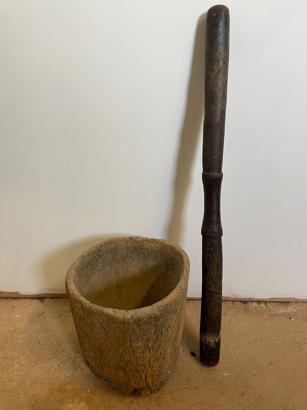 African pestle and mortar View IV