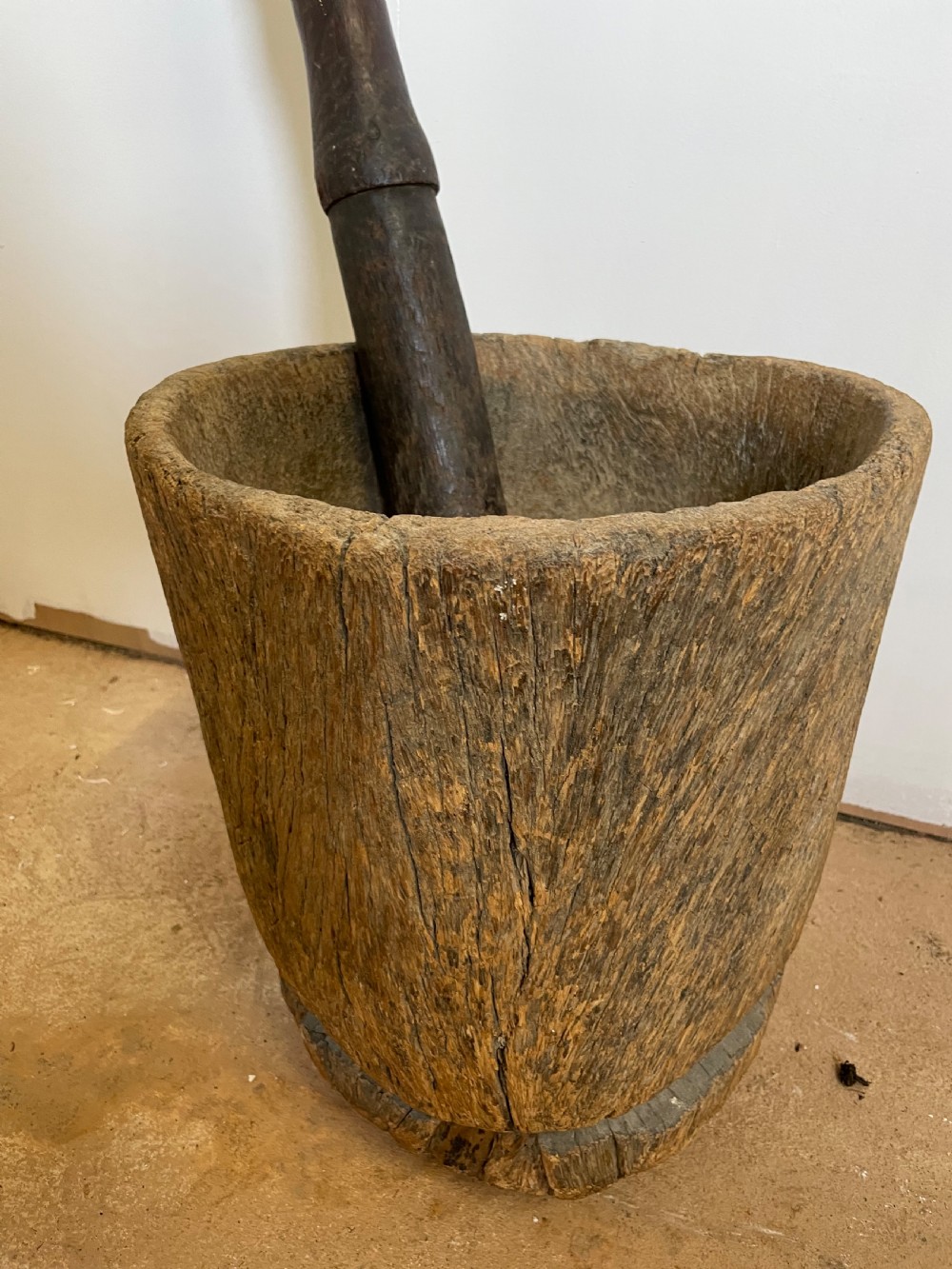 African pestle and mortar View V