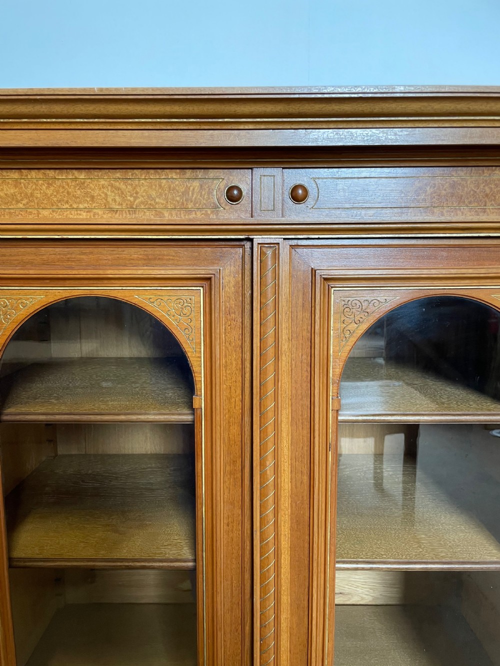 Small walnut bookcase / display cabinet  View VIII