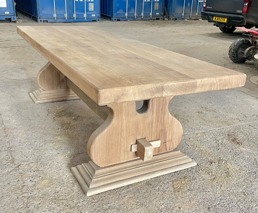 Scrubbed oak refectory table 