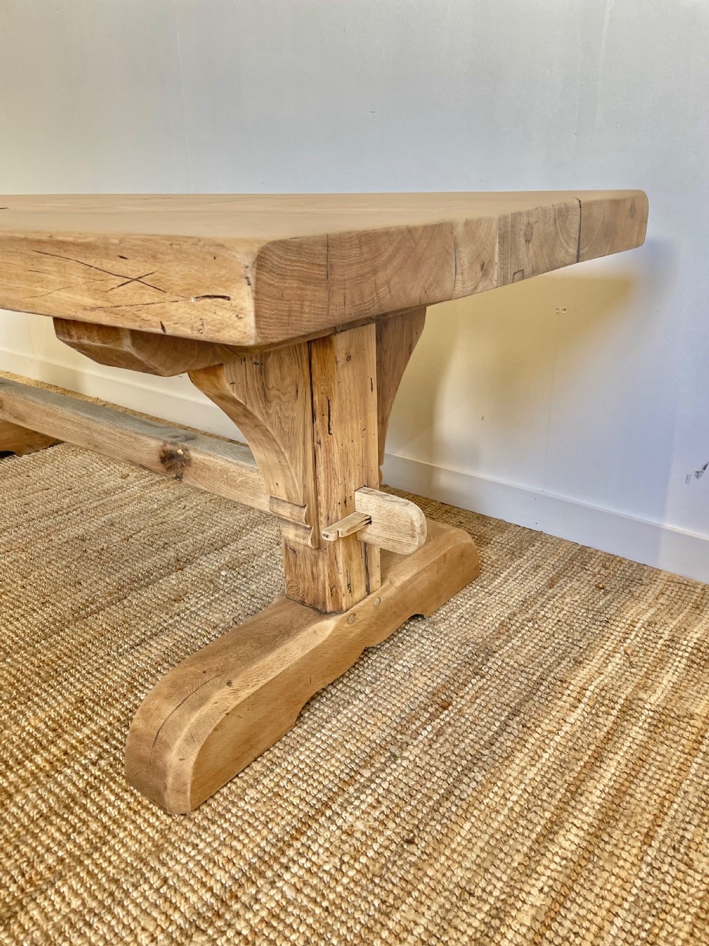 Scrubbed oak refectory table / farmhouse table  View III