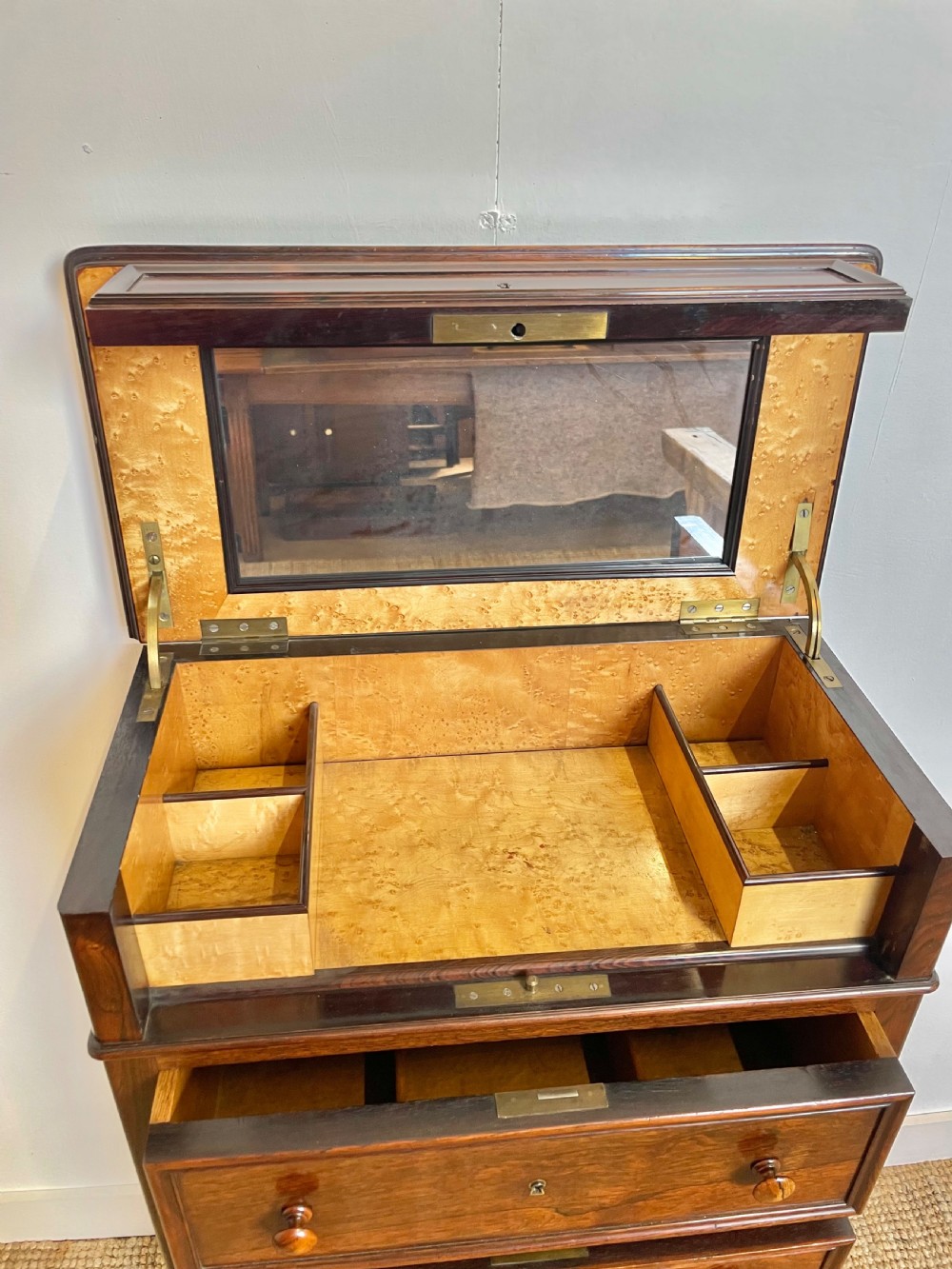 Neat sized chest of drawers / dressing table  View V