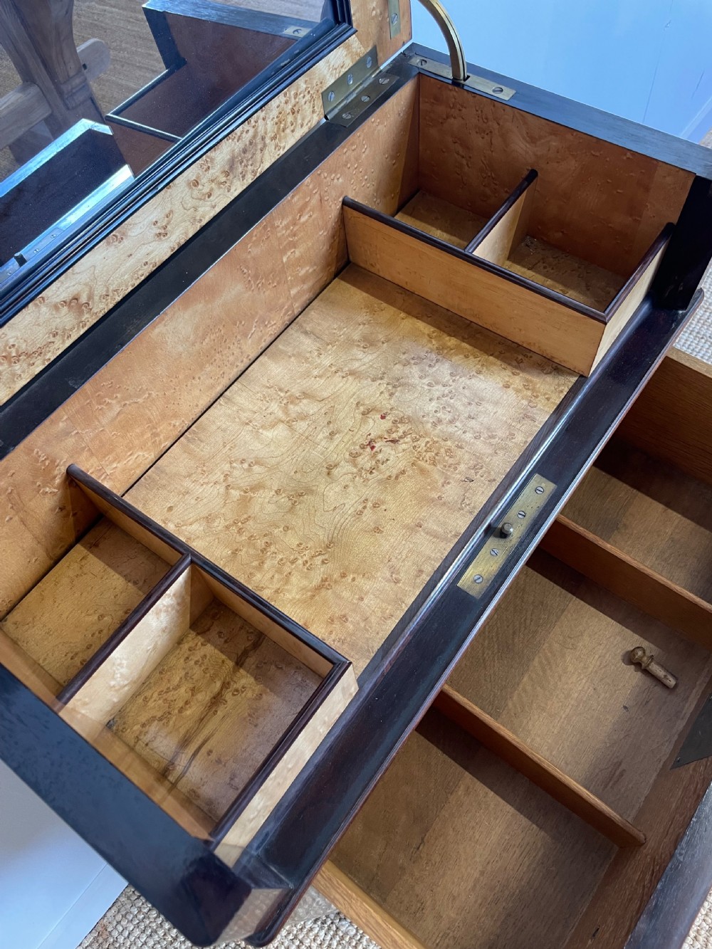 Neat sized chest of drawers / dressing table  View VIII