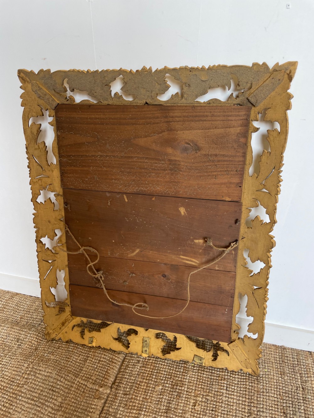 Carved gilt wood mirror  View VIII