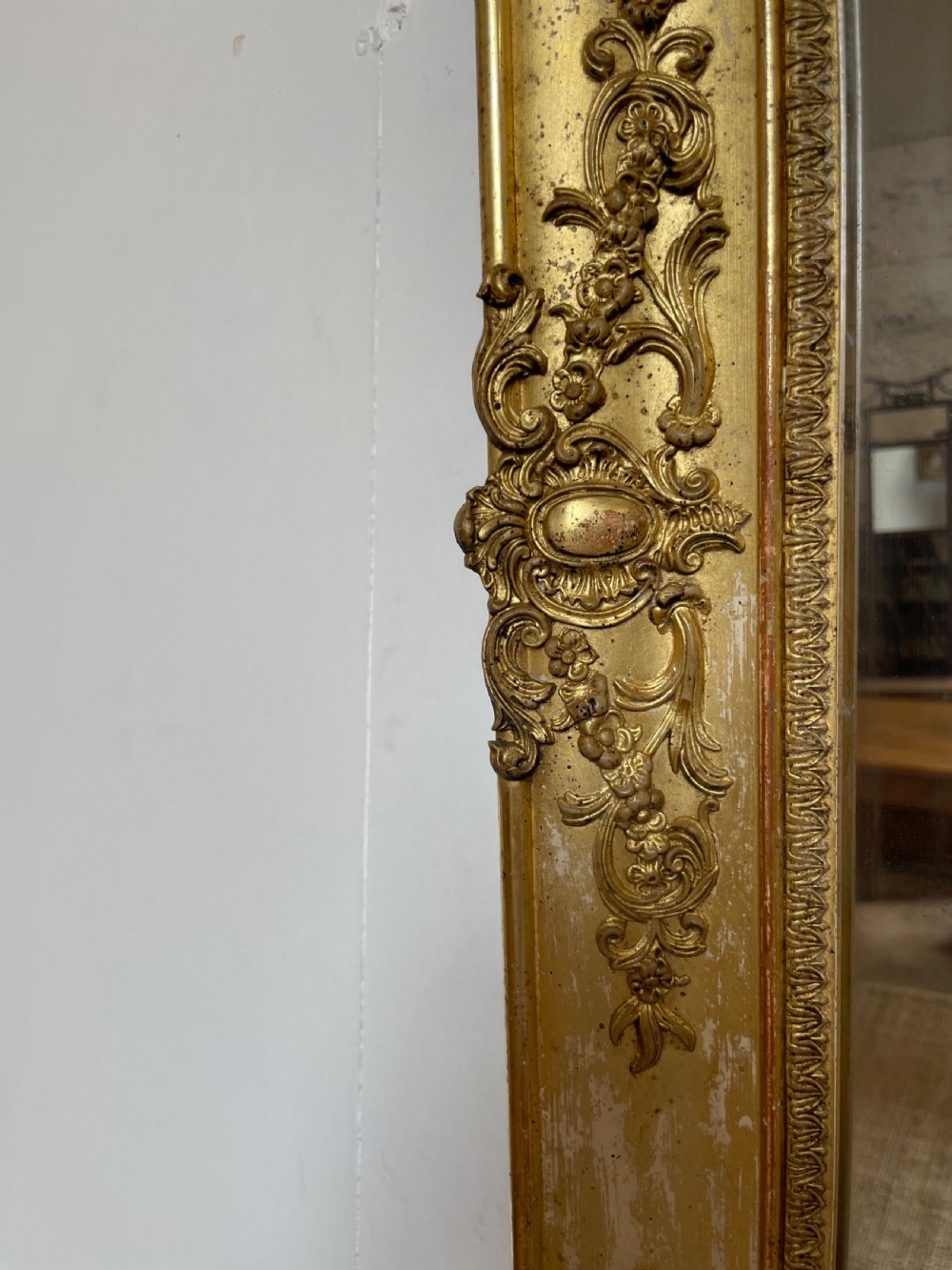 19th century gilt mirror  View IV