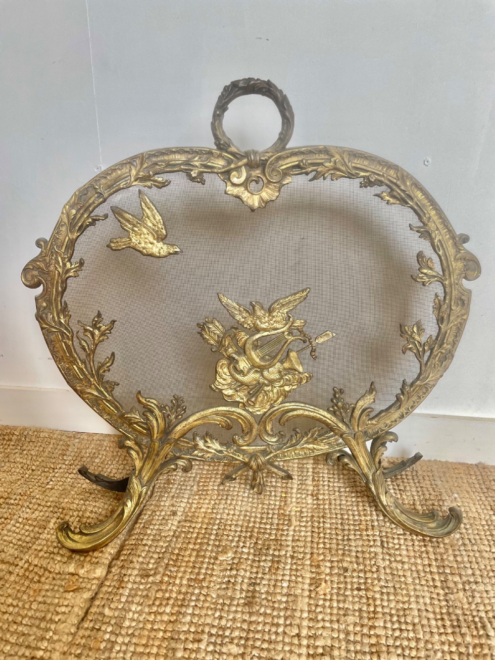 Rococo style fire guard / spark guard
