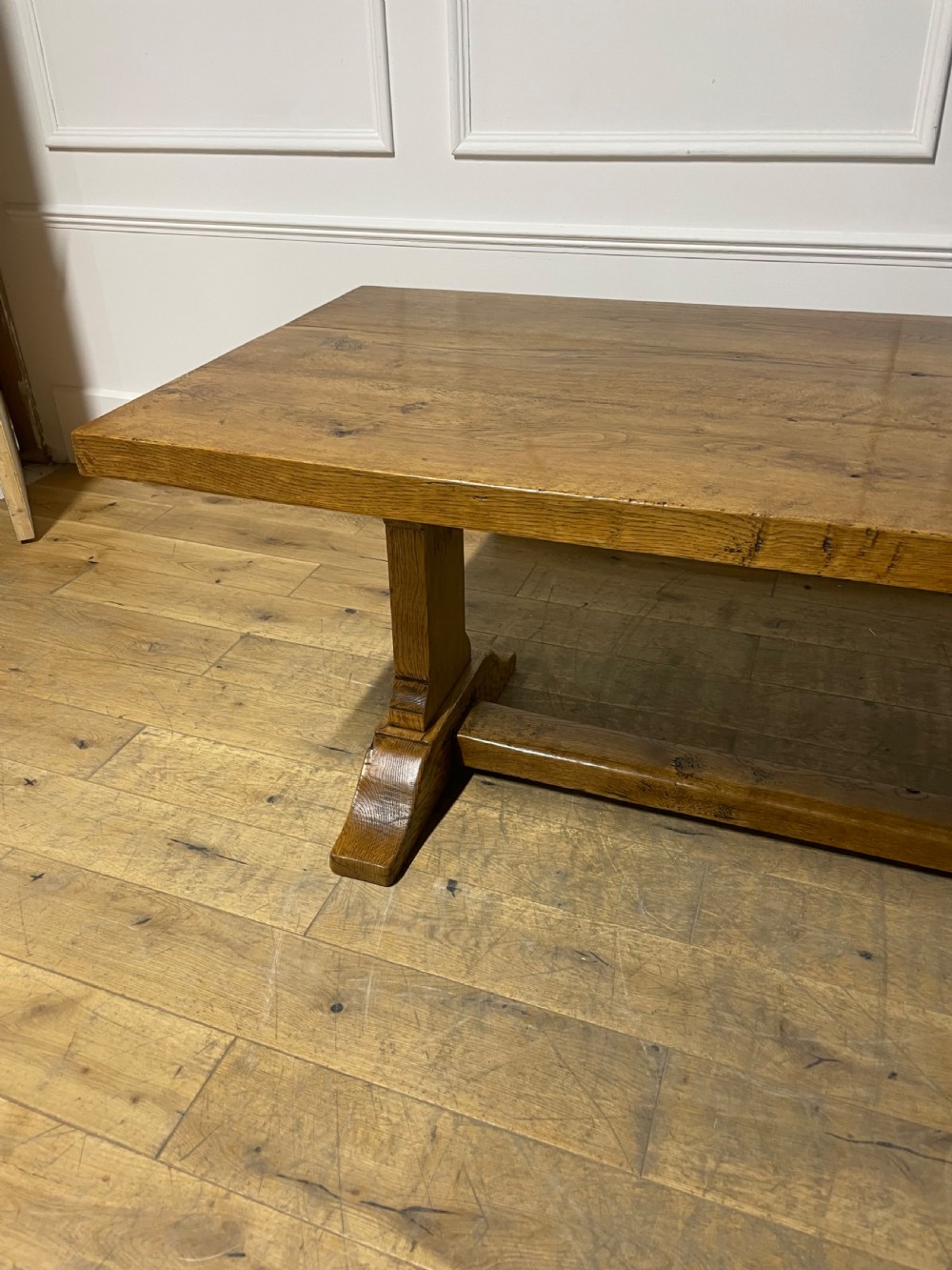 Oak refectory table  View IV