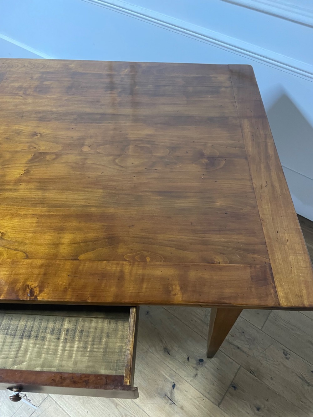 Cherrywood farmhouse table View VI