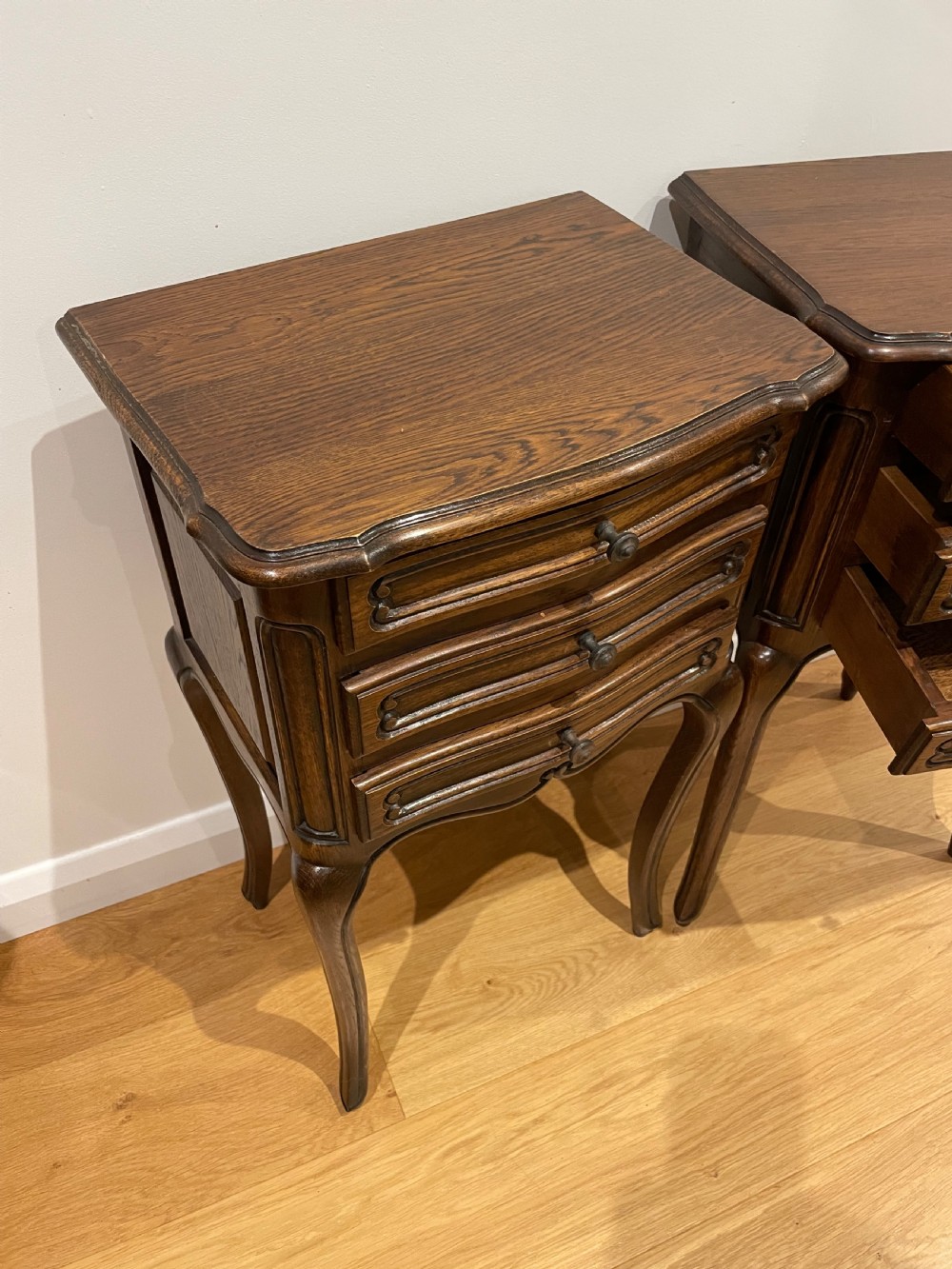 Pair of oak bedside cabinets  View VII