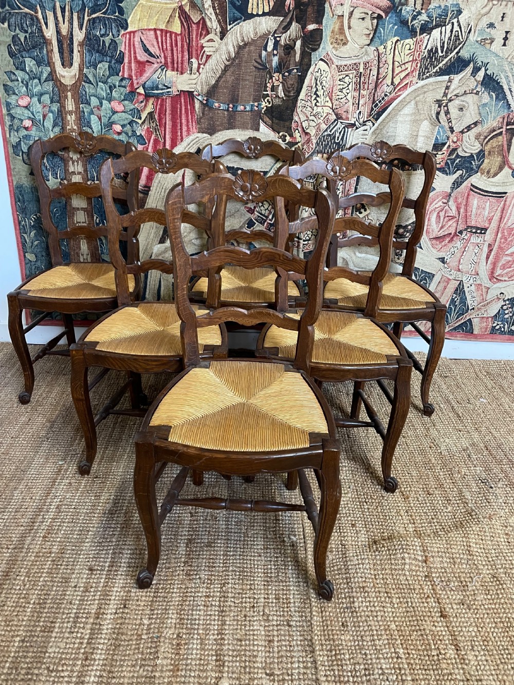 Set 6 oak chairs 