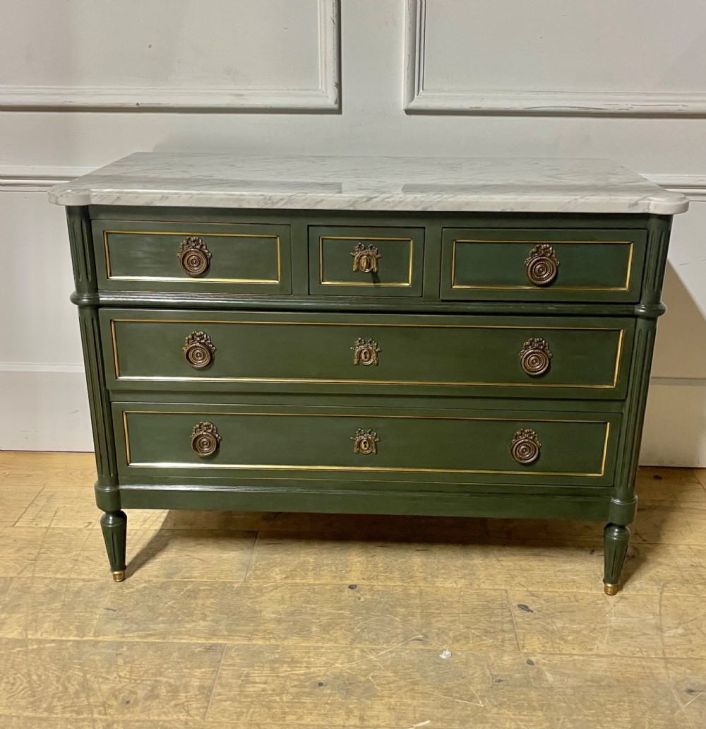 Early 20th century painted chest of drawers / commode 