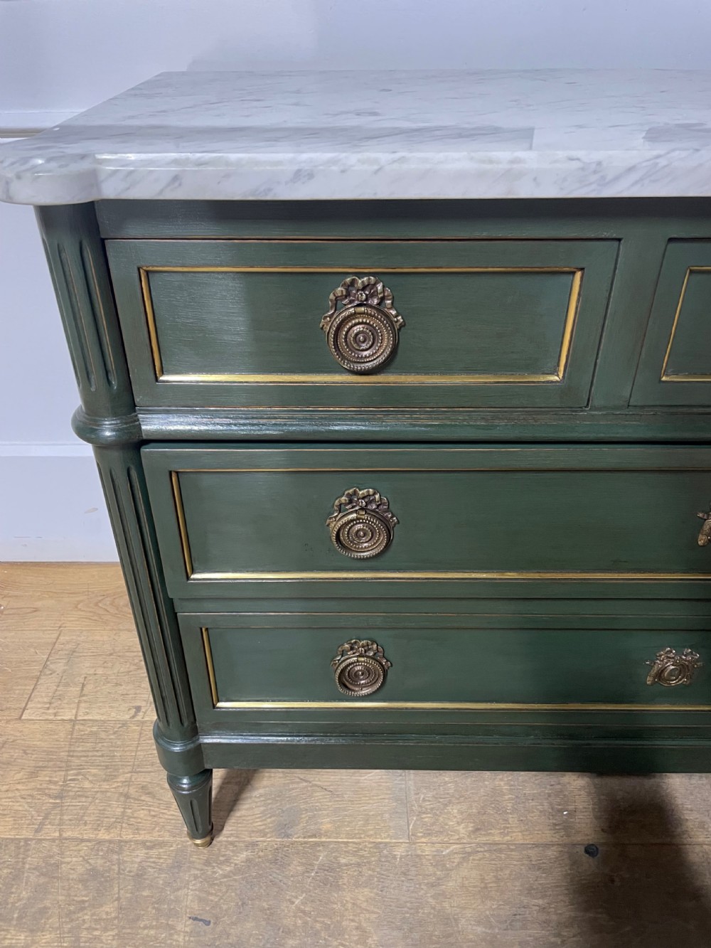 Early 20th century painted chest of drawers / commode  View V