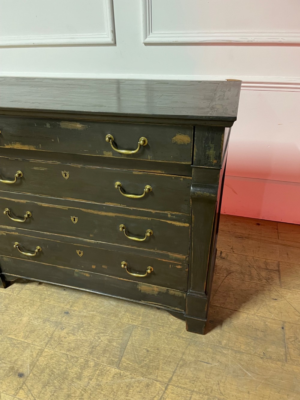 Early 19th century painted chest of drawers  View II