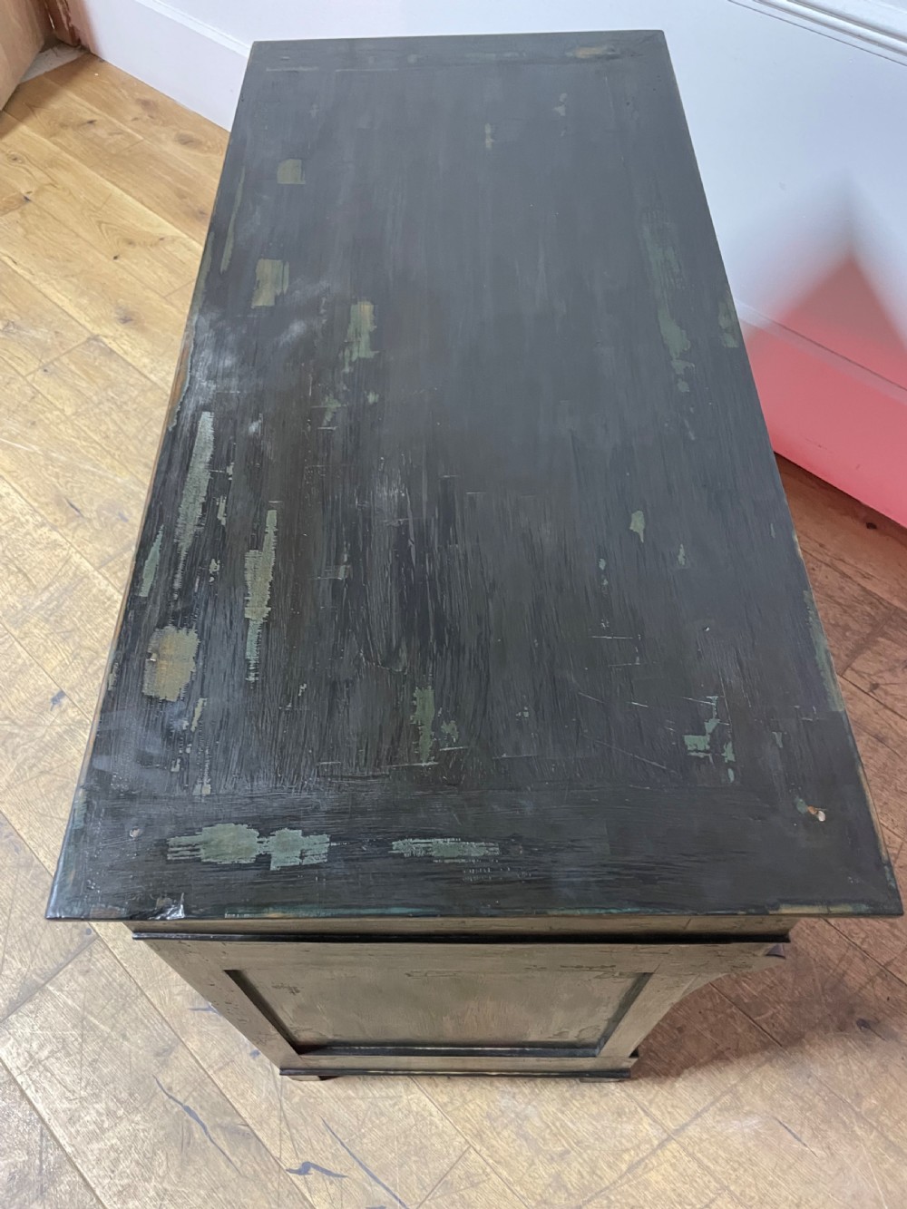 Early 19th century painted chest of drawers  View IX