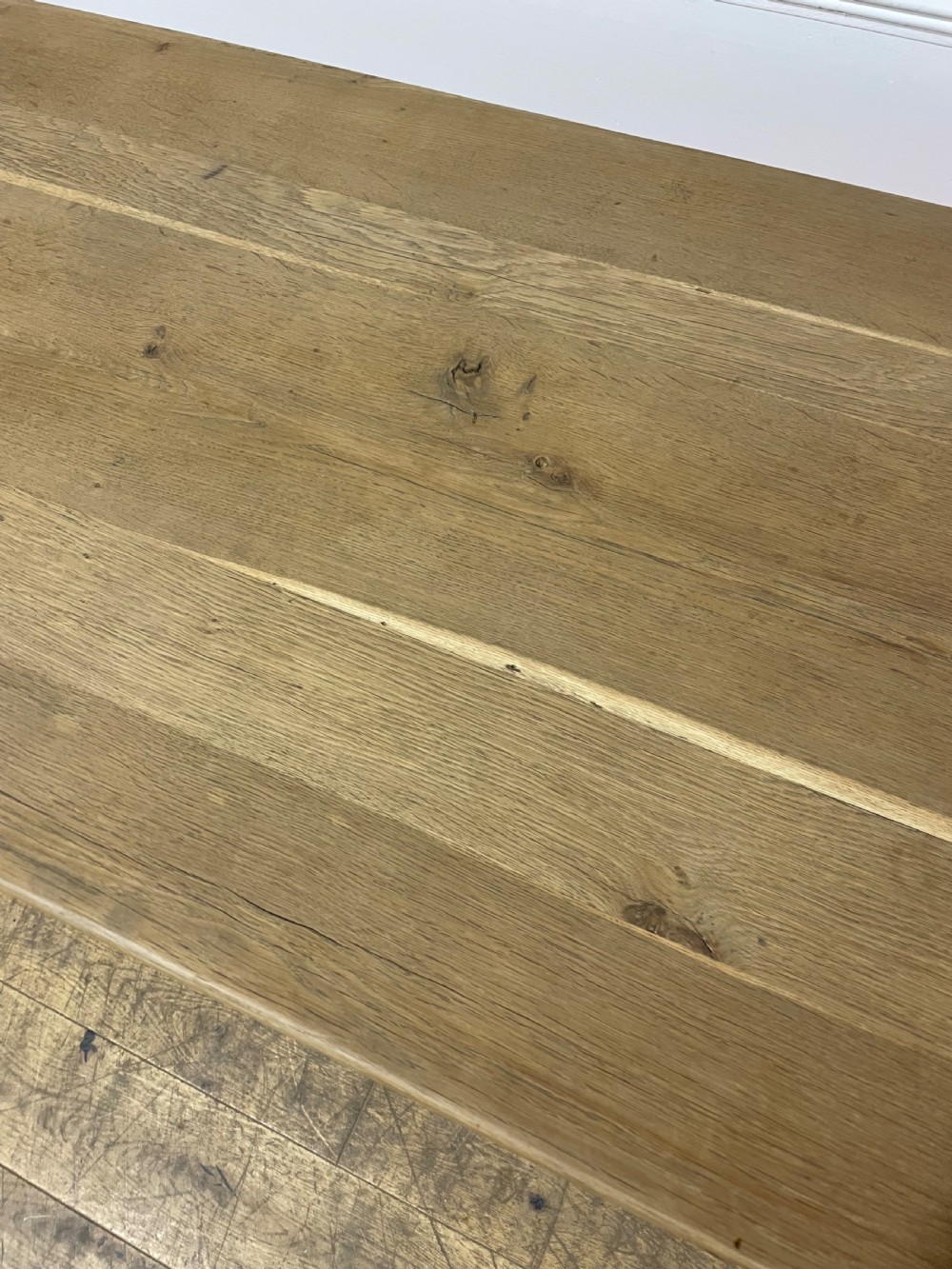 Scrubbed oak turned leg farmhouse table  View VII