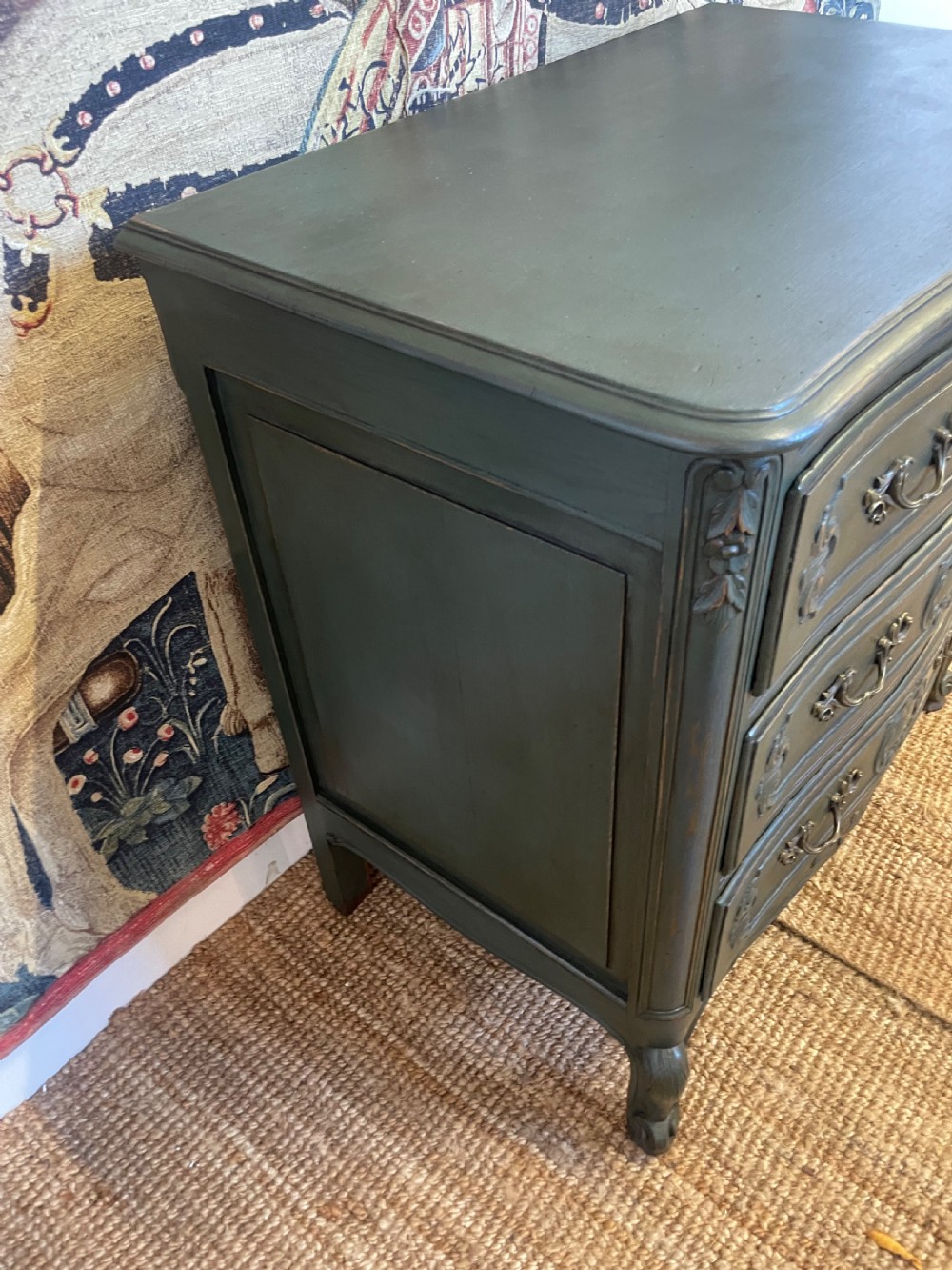 Louis XVI style painted oak chest of drawers / commode  View VII