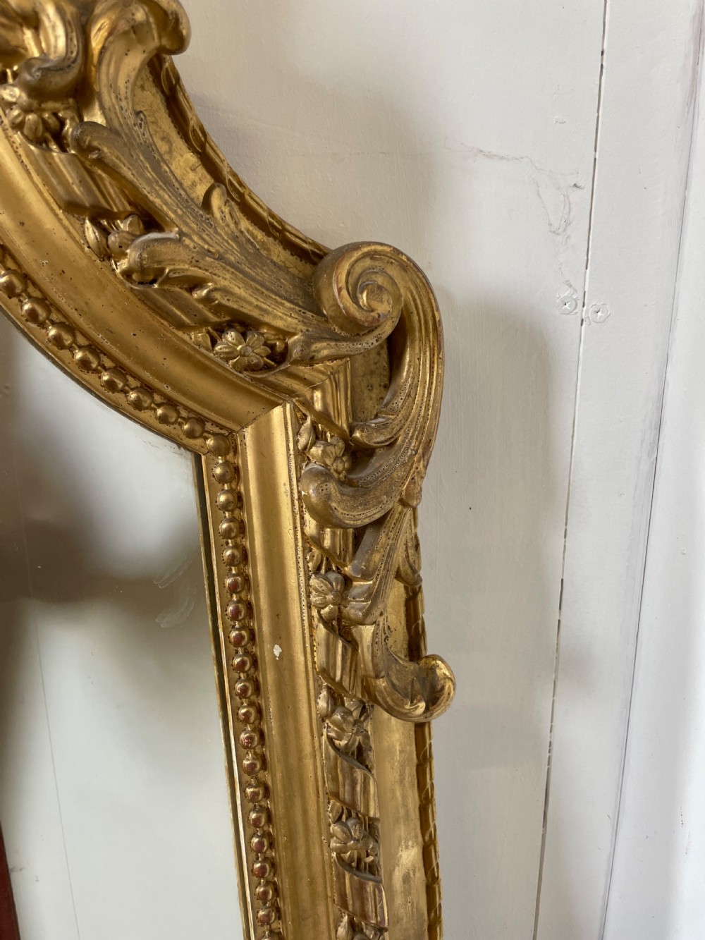 Large 19th century gilded over mantle shell motif   View XIII