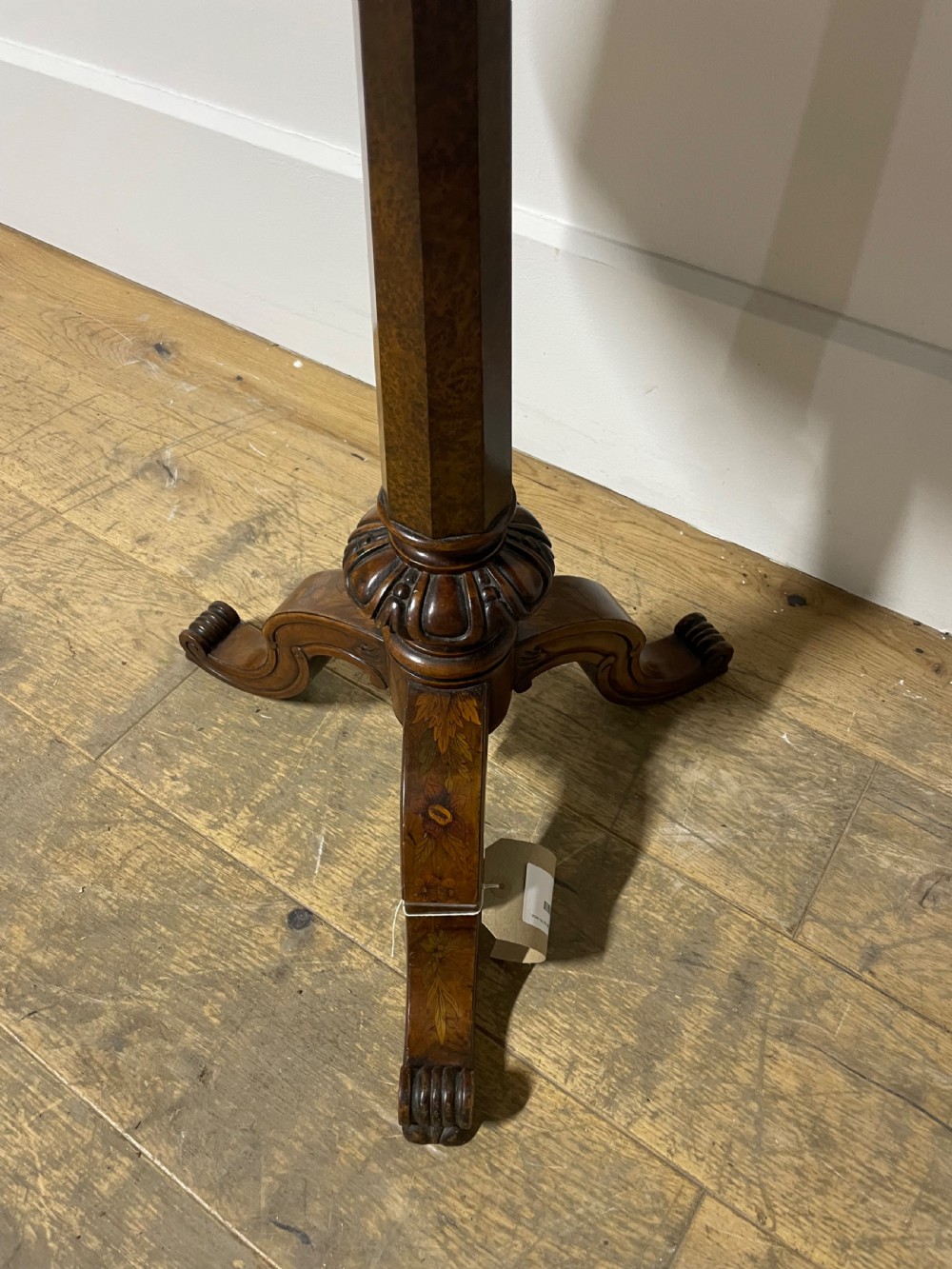 Victorian walnut chess table  View VIII