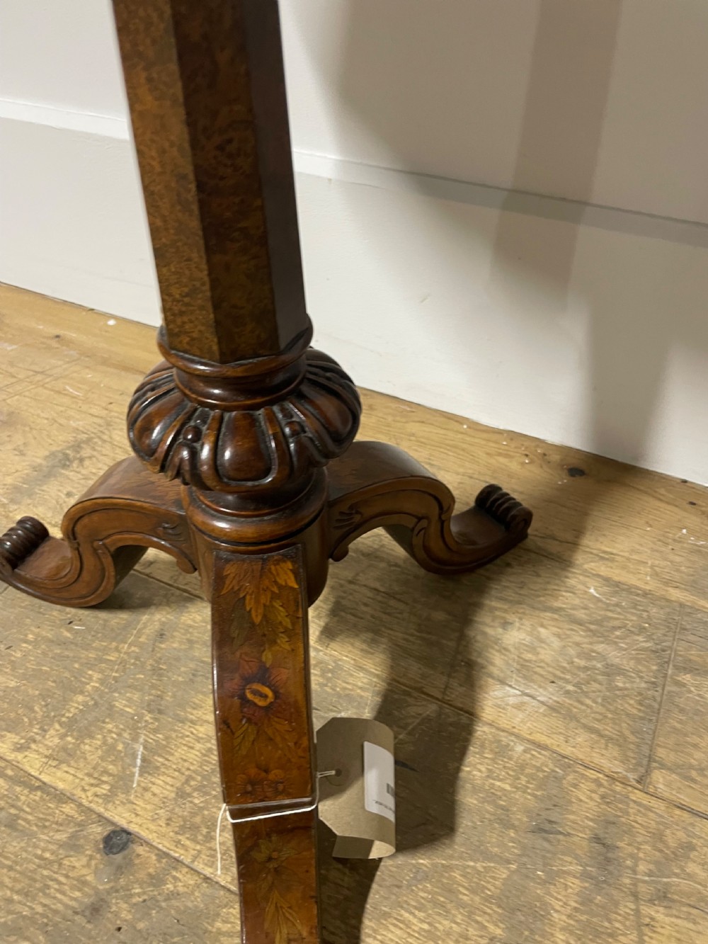 Victorian walnut chess table  View XII
