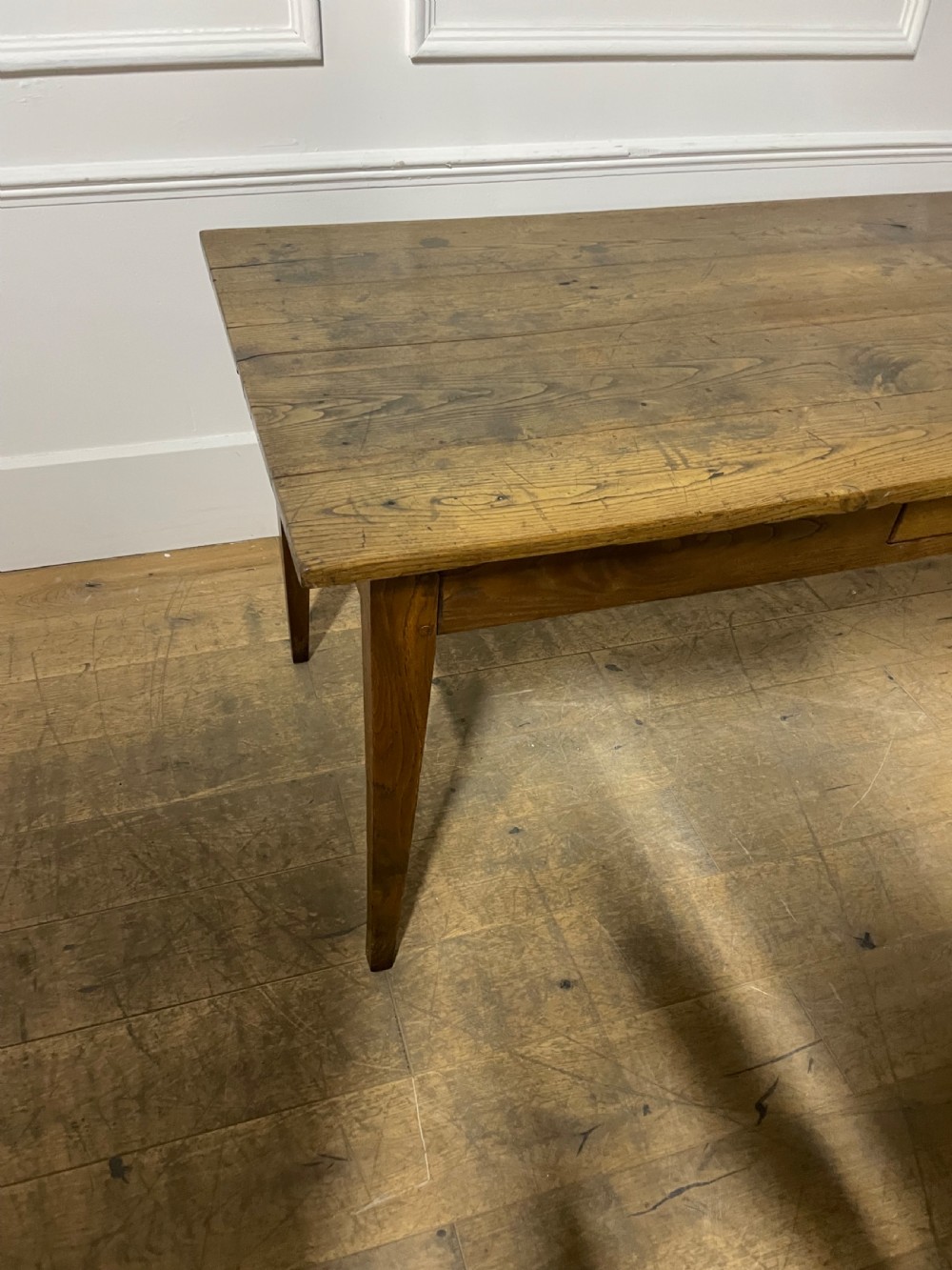 Neat sized chestnut Farmhouse table View II