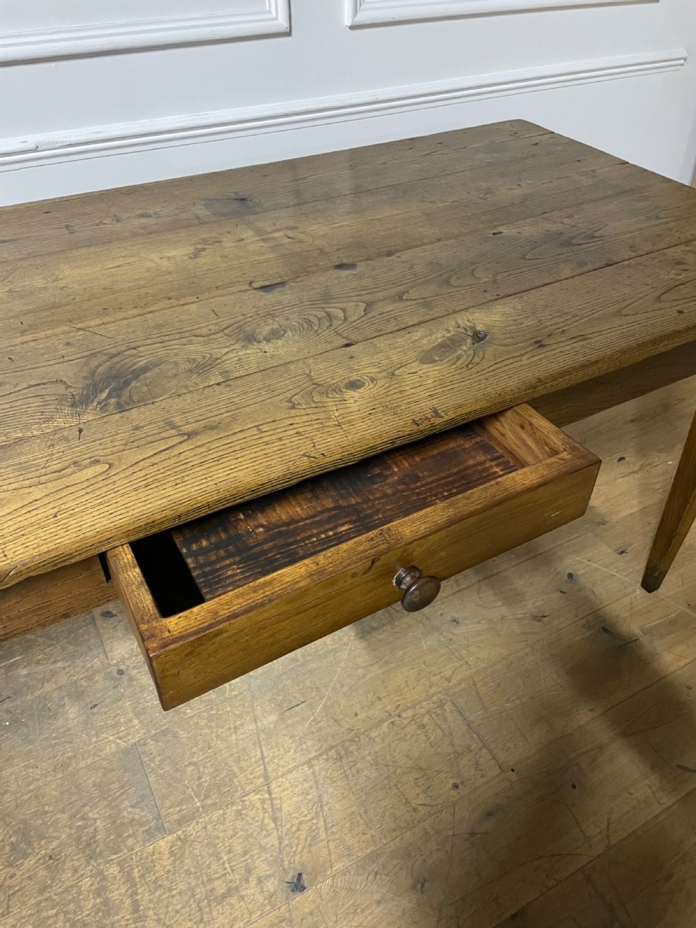 Neat sized chestnut Farmhouse table View X