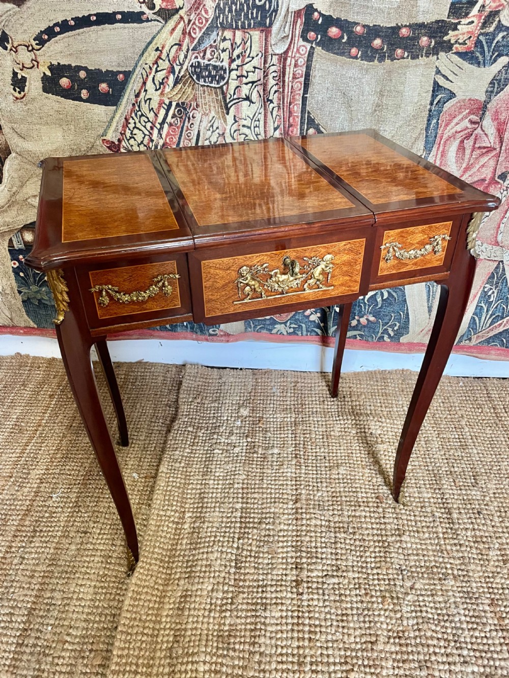 Napoleon III dressing table 