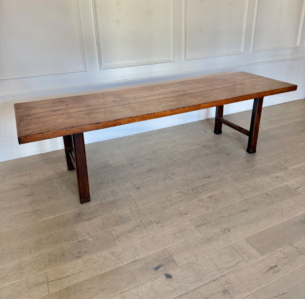Long 19th century oak country farmhouse table 